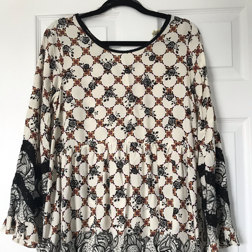 Tunic top
